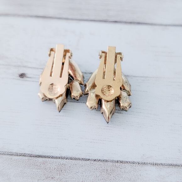 Vintage Clip On Earrings Large Statement Iridescent Stunning Earrings - Picture 6 of 6